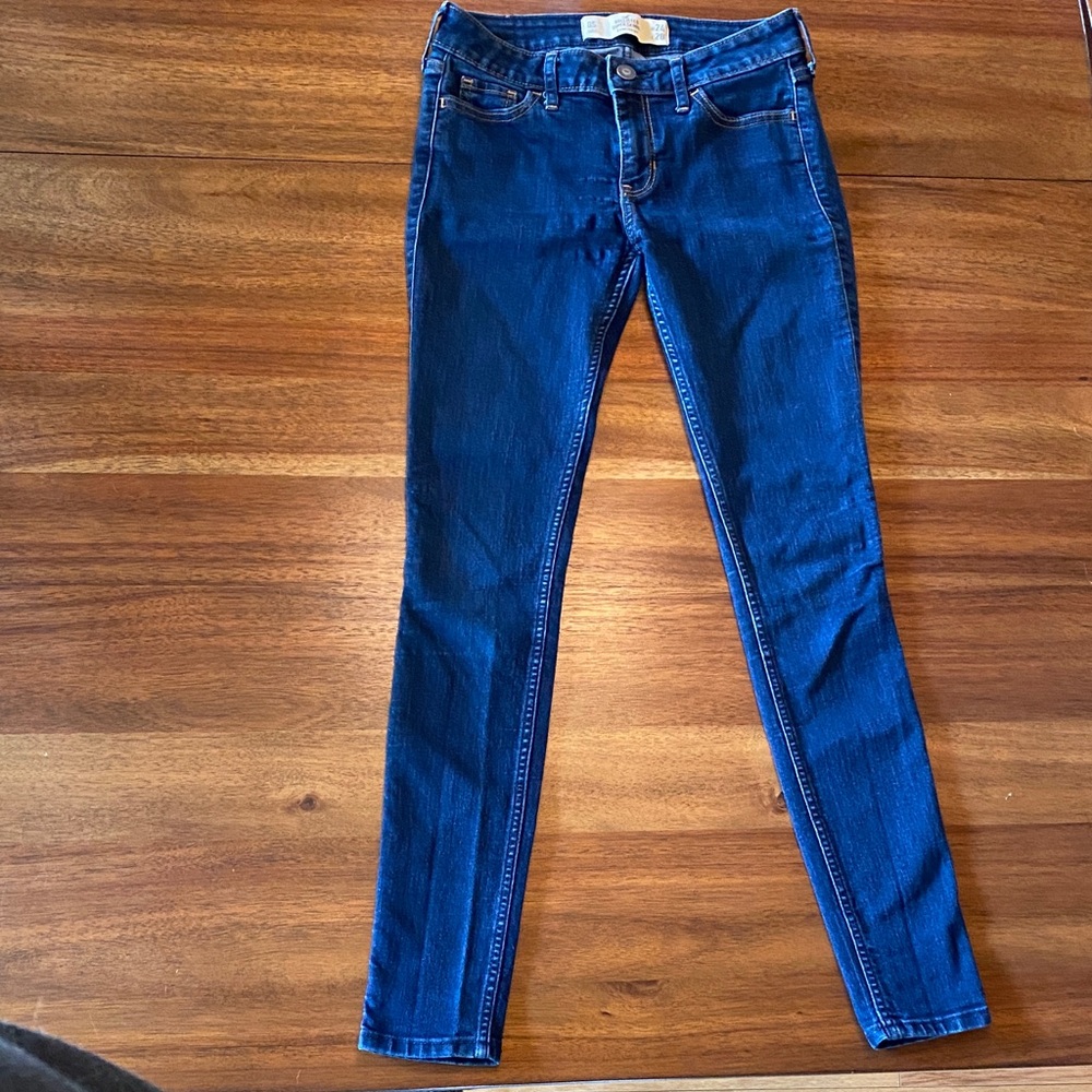 Hollister Dark Wash Low Rise Super Skinny Jeans